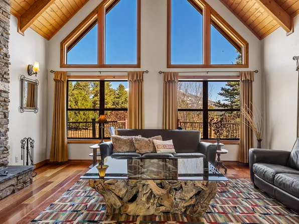 8950 W Antoinette Way, Flagstaff, AZ 86001