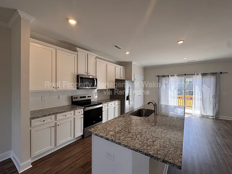 5334 River Reach Dr — Photo 3