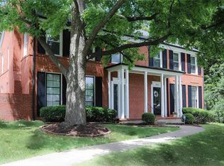 8415 Gannon Ave, Saint Louis, MO 63132