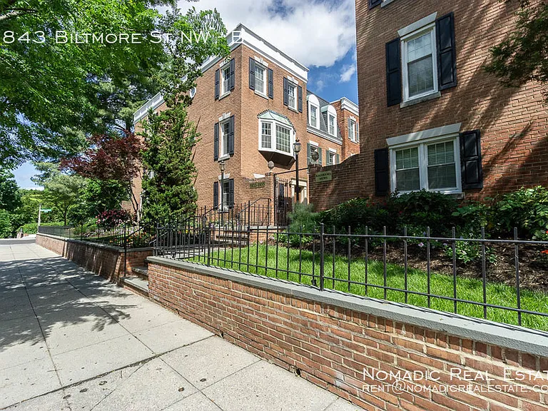 1843 Biltmore St NW #B — Photo 24