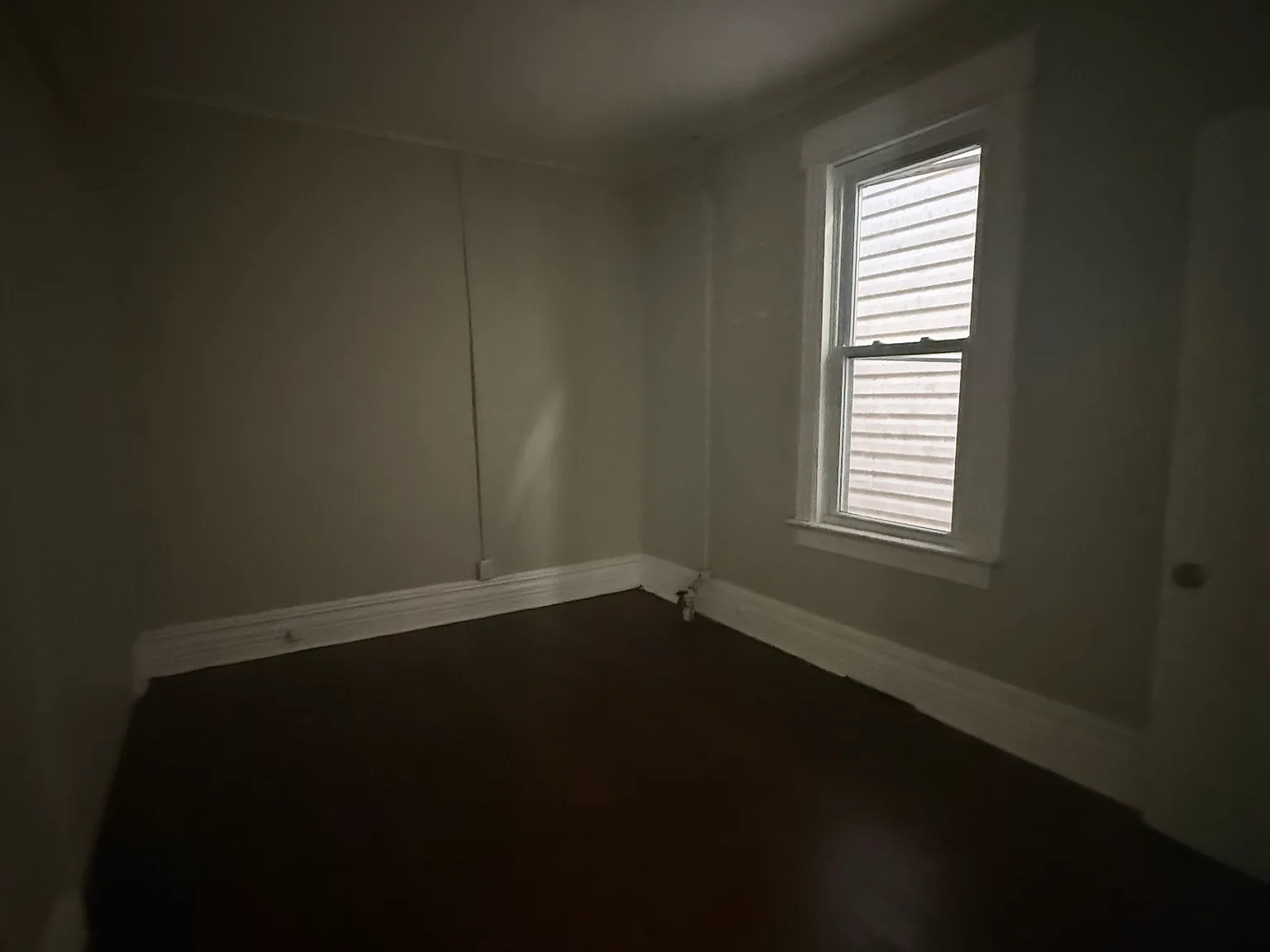 3 bed, $2,100 — Photo 4