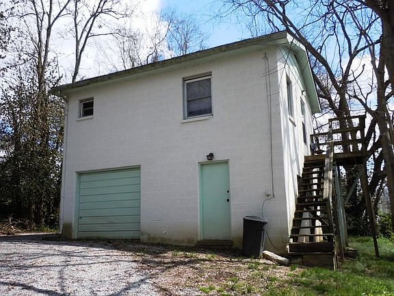 2nd image of 145 Parrish Ave #1/2