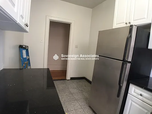 Rented by Sovereign Associates | media 18