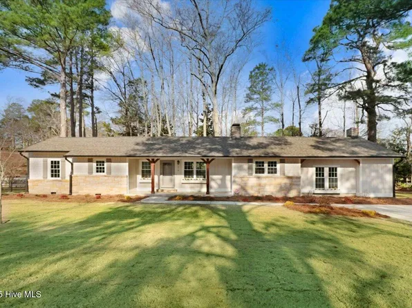 210 S General Lee Avenue, Dunn, NC 28334