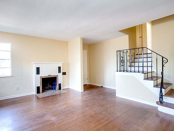 Living room front unit