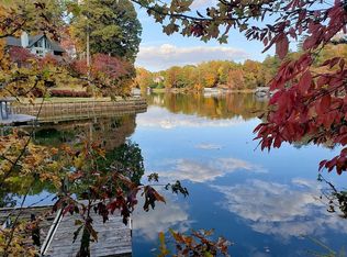 76 Candlewick Cove Dr, Taylorsville, NC 28681