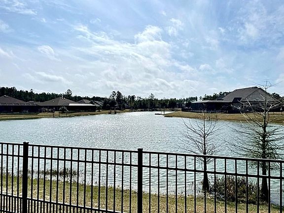 2nd image of 118 Meadow Lake Dr