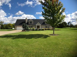 7812 Patten Tract Rd, Sandusky, OH 44870