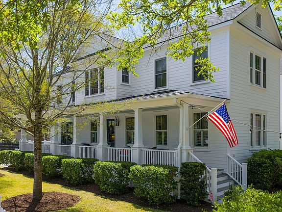 5th image of 22 Pearl St