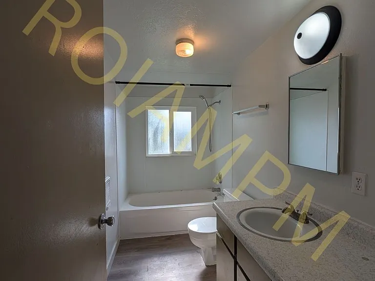 2-Bed 1-Bath Green Leaf Apartments — Photo 7