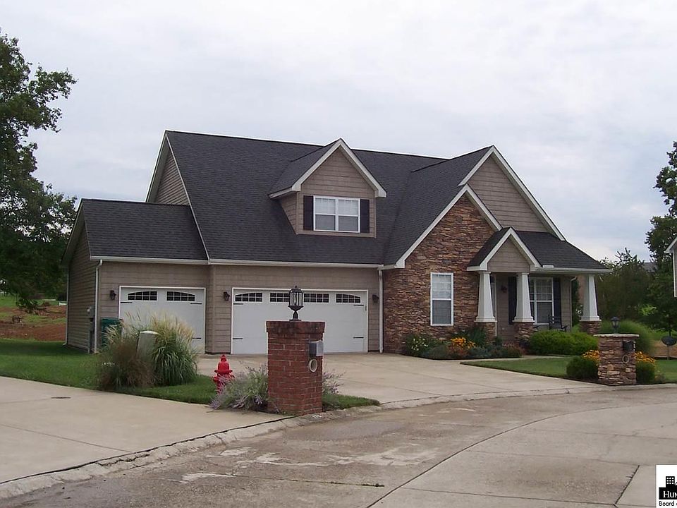 1st image of 170 Beaumont Ln