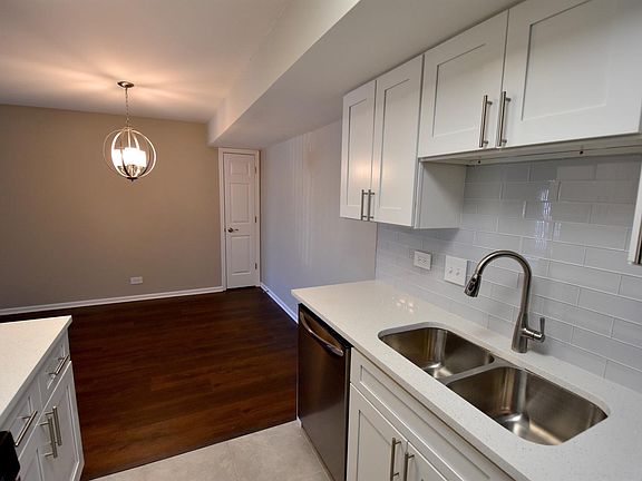 3rd image of 20A Kingery Quarter APT 102