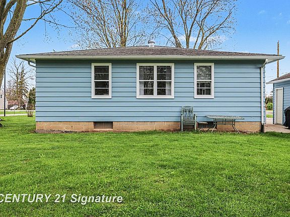 4th image of 2391 Shattuck Rd