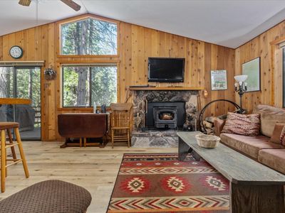 3744 Ben Thorn Dr, Camp Connell, CA, 95223
