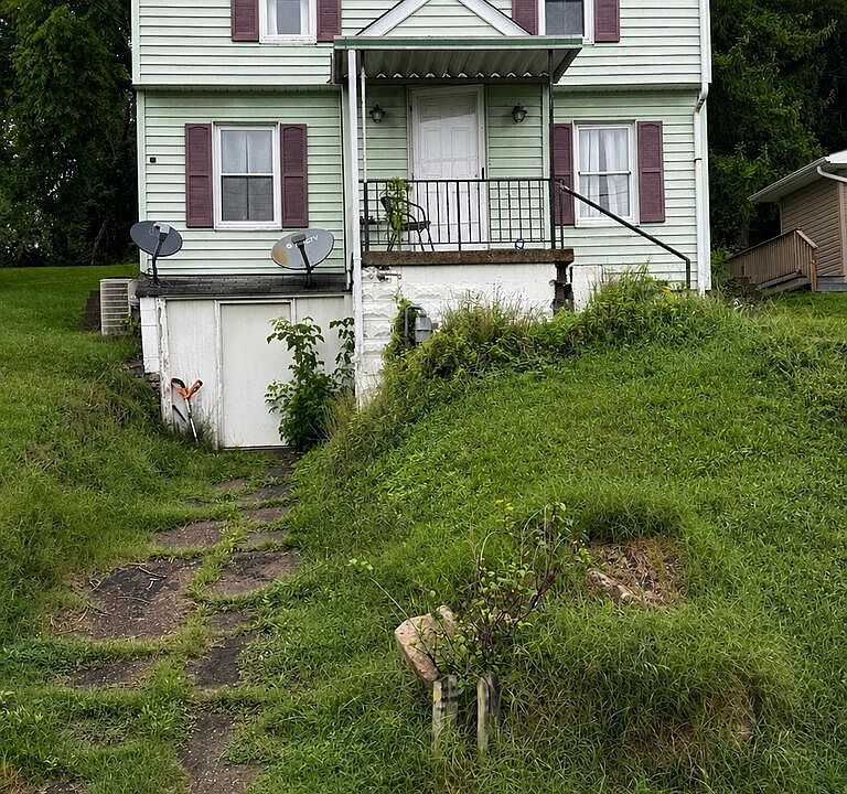 1st image of 9 Suncrest Ave