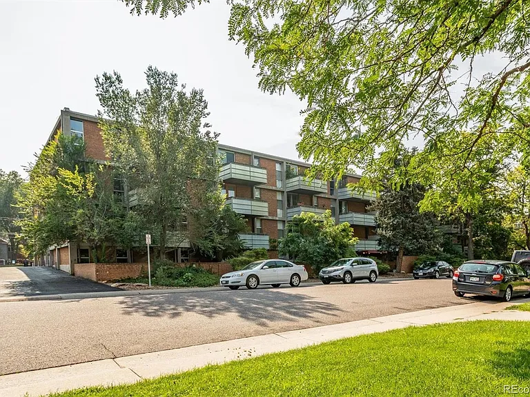 2500 S York St #217 — Photo 15