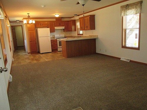 3rd image of 2021 SE Winter Park Dr