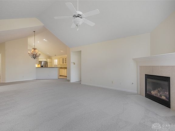 4th image of 105 Aberdeen Village Dr