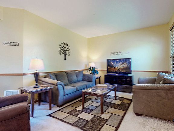 4th image of 278 S Quail Hollow Ct