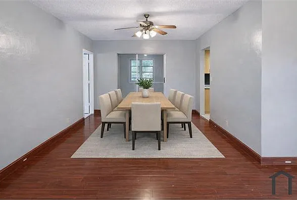 3241 NW 40th St — Photo 1