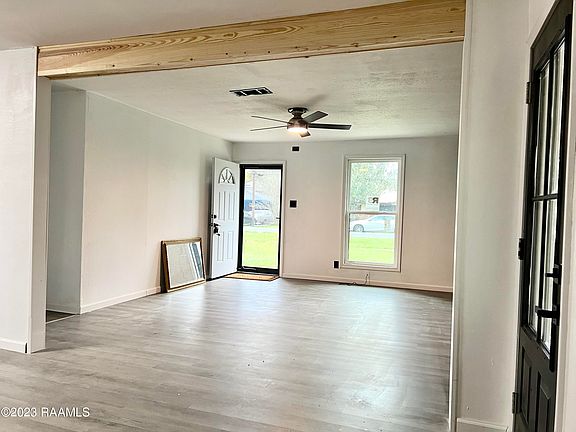3rd image of 1218 Lurose Dr