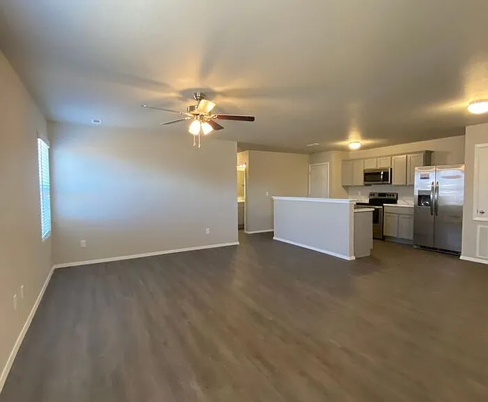 503 W Christopher Dr #A — Photo 4