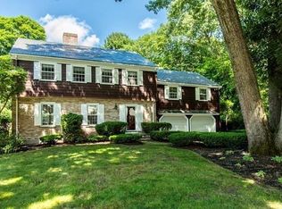 16 Shelley Rd, Wellesley, MA 02481