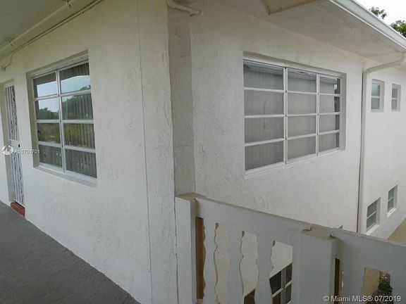 4th image of 130 NE 202nd Ter #25