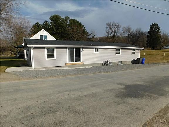 2nd image of 101 Woodrow Dr