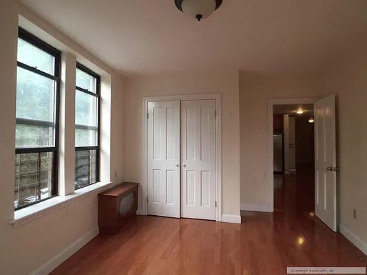 Rented by Sovereign Associates | media 7