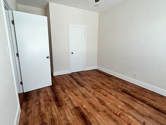 5th image of 7345 Byron Ave APT 10