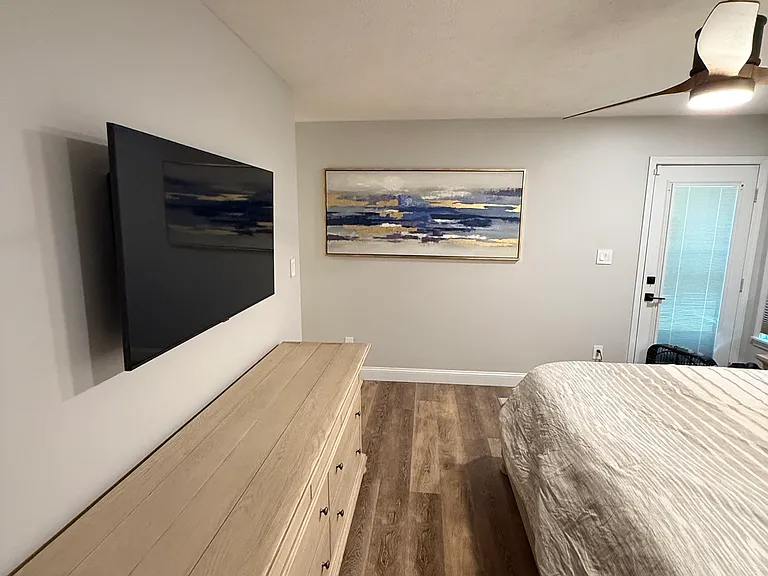 1011 Greystone Cir — Photo 45