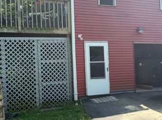 2402 Route 390 #1, Canadensis, PA 18325