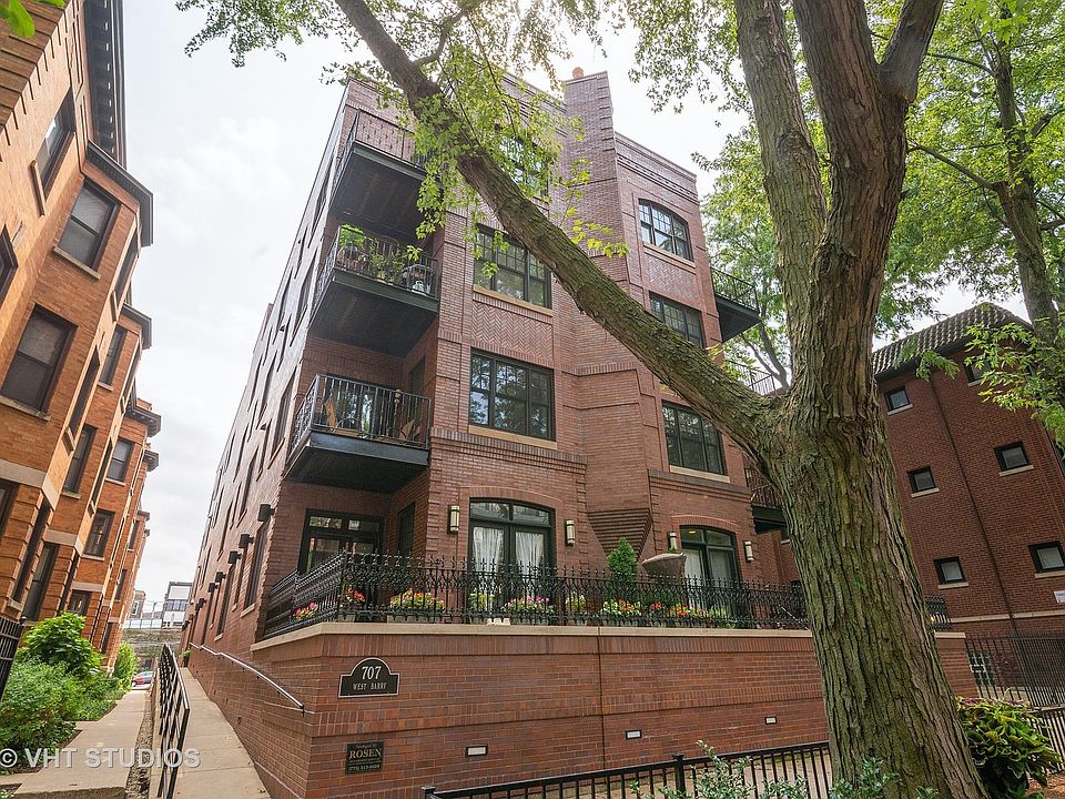 1st image of 707 W Barry Ave APT 304