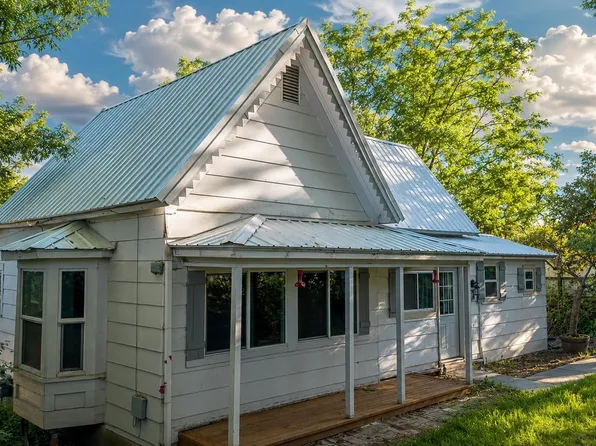 535 E Alder St, Palouse, WA 99161