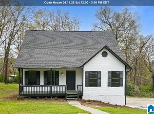 1404 Heather Ln, Alabaster, AL 35007