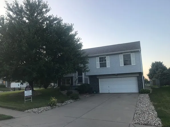 8020 Craig Ave, Omaha, NE 68122