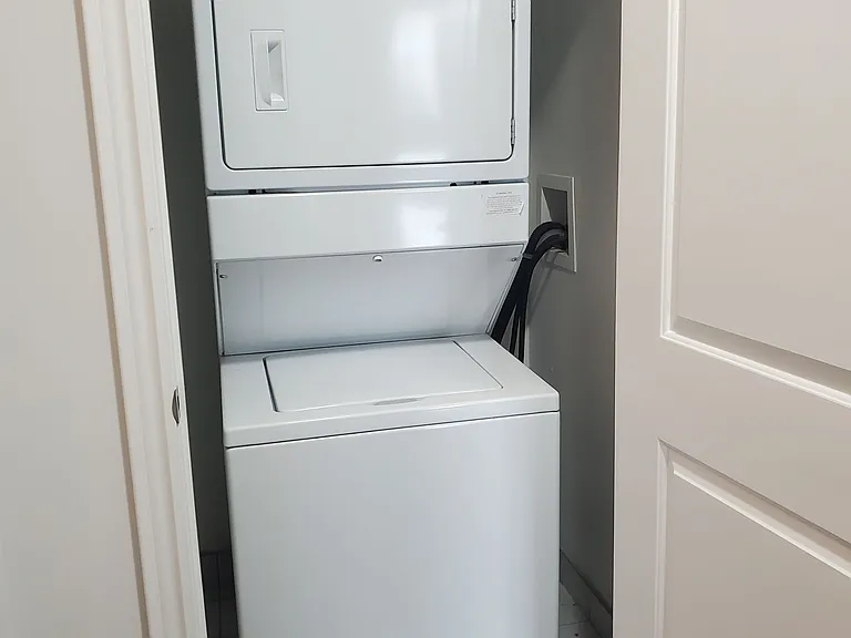 10 Bloorview Pl N #1608 — Photo 9