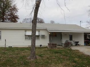 176 W 3rd St, Schell City, MO 64783