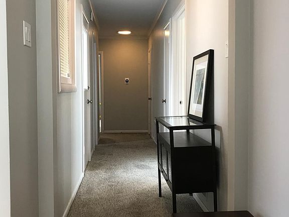 3rd image of 3633 Cabrillo St