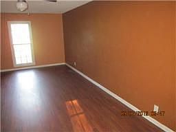 3rd image of 103 Covey Ct