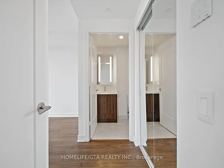 30 Inn On The Park Dr #2104 — Photo 19