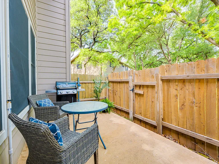 4501 Whispering Valley Dr #3 — Photo 34