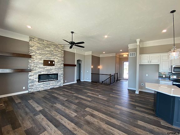 4th image of 11016 S 220th St