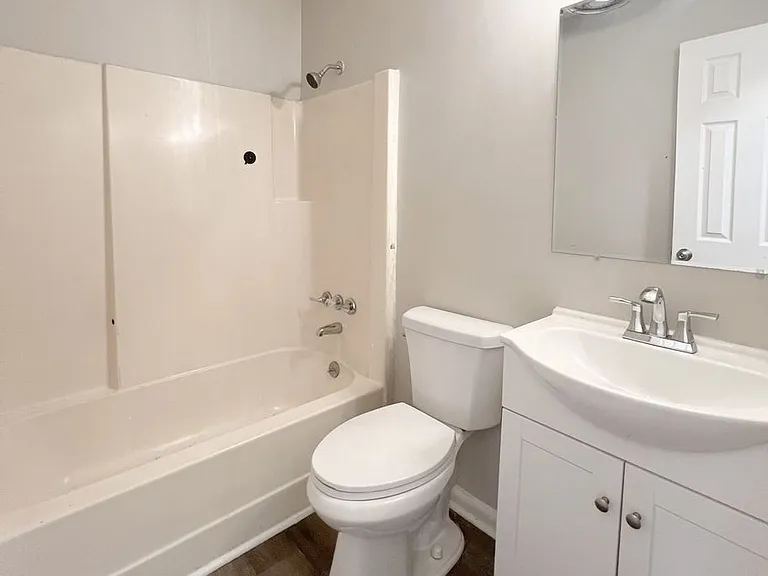 480 Ringgold Rd — Photo 4