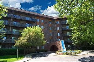 1st image of 120 Lakeview Dr APT 403