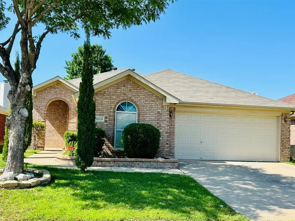 8309 Bowspirit Ln, Hurst, TX 76053
