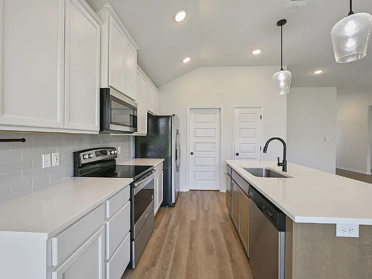 3109 Brady Ct — Photo 5