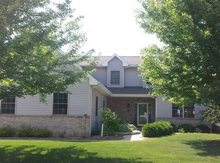 32 Sumac Ct, Fond Du Lac, WI