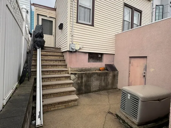 6805 Newkirk Avenue image 1 of 16